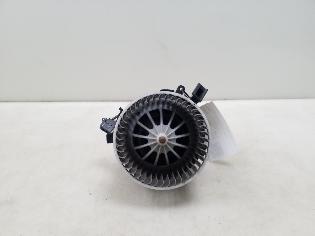 AUDI A4 B8/8K (2011-2016) Heater Blower Fan 25063452