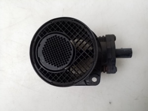 Volkswagen Passat B6 (2005–2010) Õhuvoolu andur 074906461B - 2
