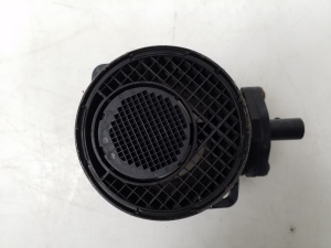 Volkswagen Passat B6 (2005–2010) Luftmassenmesser 074906461B - 3