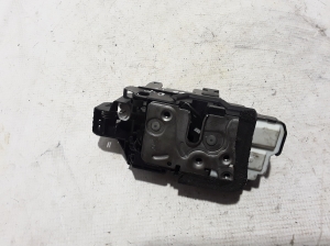 VOLVO XC90 (2015–2024) Front door lock 31349895 - 3