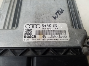 AUDI A3 8P (2003–2012) Mootori juhtplokk 8P0907115 - 2