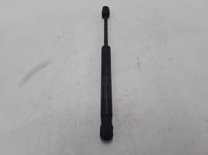 VOLVO XC60 (2008–2017) Hood prop/gas strut 30784935 - 3