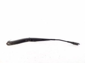  Windshield wiper blade 