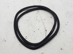  Rear side door sealing rubber 