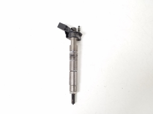  Fuel injector 