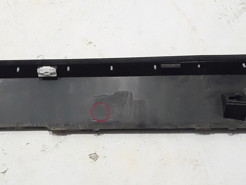 VOLVO XC60 2 generation (2017-2024) Right Side Plastic Sideskirt Cover 31420623 22431507