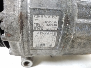  Air conditioner compressor 