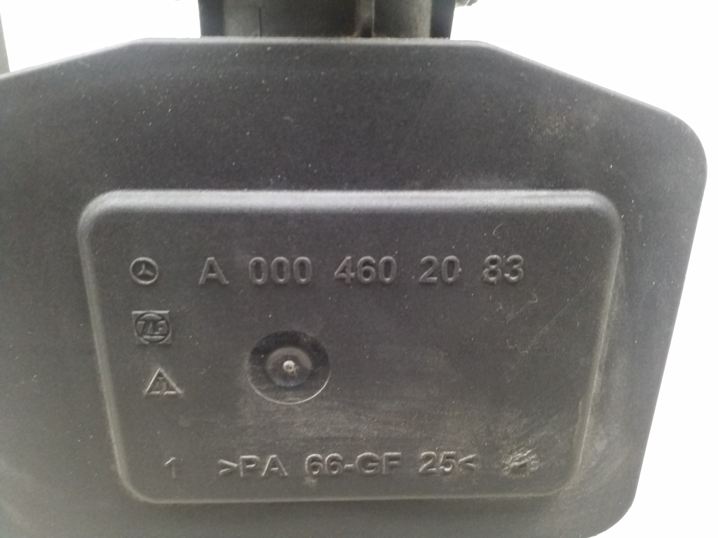 MERCEDES-BENZ E-Class W211/S211 (2002-2009) Power Steering Pump Tank A0004602083 25063808