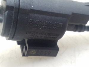 Mercedes Benz C-Class 203 (2000–2007) Solenoid 0025401497 - 2