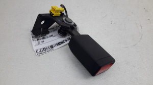 Aizmugurējā drošības jostas sprādze - A2468600969