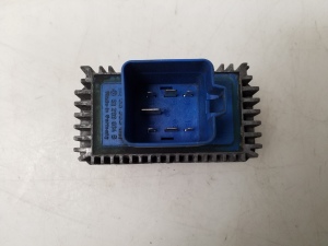 Opel Astra H (2004–2010) Glow plug relay 55353011 - 2