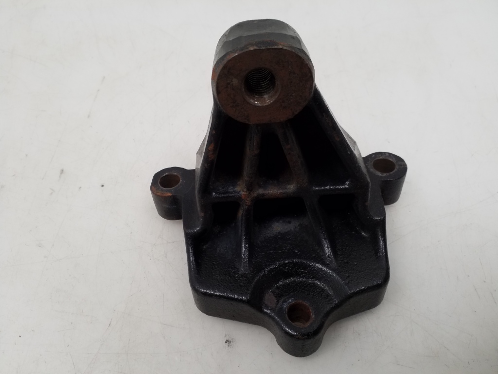 Used NISSAN Primastar Engine holder 91165625