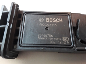 AUDI A4 B8 (2007–2016) Õhuvoolu andur F00C2G7316 - 3