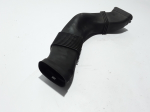  Air intake hose 