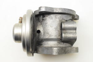  EGR valve 