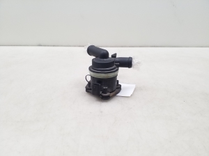 AUDI A6 C6 (2004–2011) Auxiliary water pump 03L965561A - 2