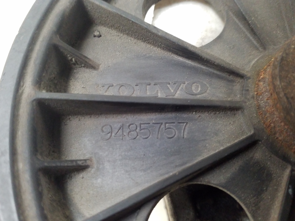 VOLVO V70 2 generation (2000-2008) Power Steering Pump 9485757 25063694