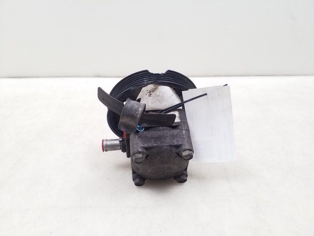 VOLVO V70 2 generation (2000-2008) Power Steering Pump 9485757 25063694