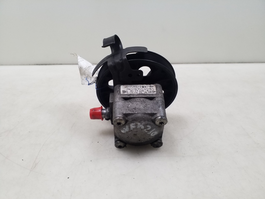 VOLVO V70 2 generation (2000-2008) Power Steering Pump 9485757 25063693