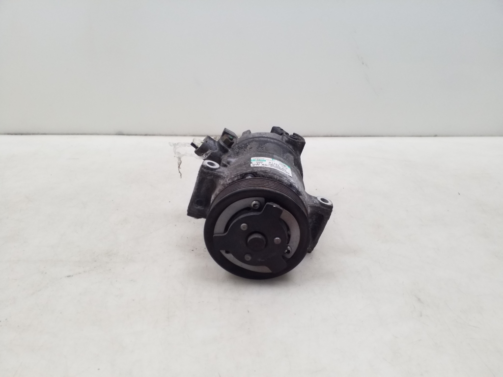 VOLKSWAGEN Passat B6 (2005-2010) Air Condition Pump 5N0820803 25063676