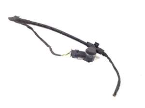Parkošanās sensors aizmugurē - 9231277
