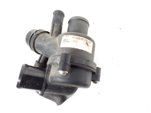 Land Rover Discovery IV (2009–2016) Kühlmittelthermostat AH228575AF - 3