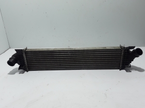  Intercooler radiator 