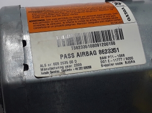  Airbag passenger panels 