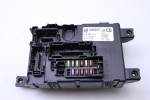 Interior fuse box - 13265077