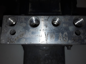 Volkswagen Polo V (2009–2017) ABS unit 6R0614517AJ - 3