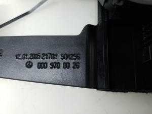 Mercedes Benz CLS-Class 219 (2004–2010) Sonstiges Teil des Vordersitzes A0009700026 - 2