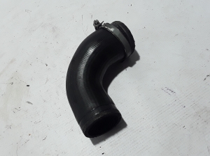  Intercooler hose 