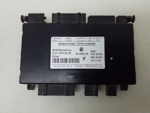   Steuergerät für Vordersitze  - A2118700526 