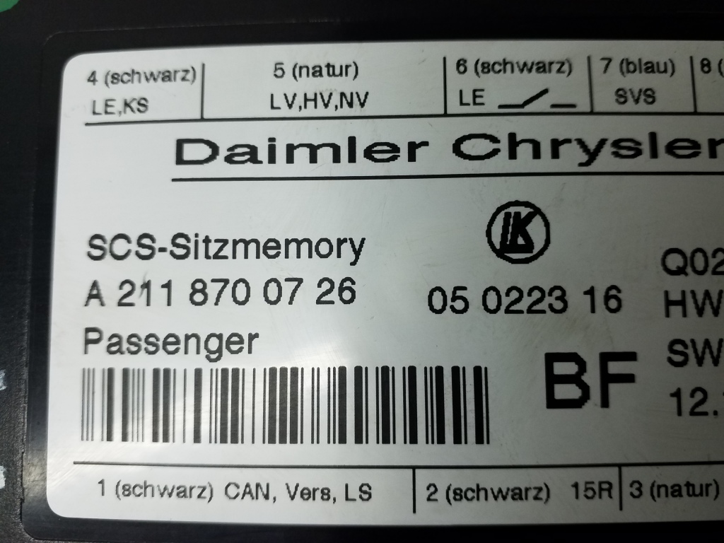 MERCEDES-BENZ CLS-Class C219 (2004-2010) Priekšējā labā sēdekļa vadības bloks A2118700726 20979252