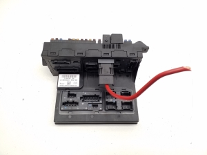  Fuse block holder under the hood 