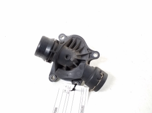BMW X5 E53 (1999–2006) Thermostat and its parts - 4