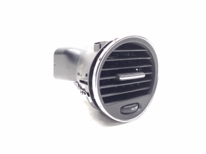   Armatuurlaua ventilatsioonivõred  - A2198300254 