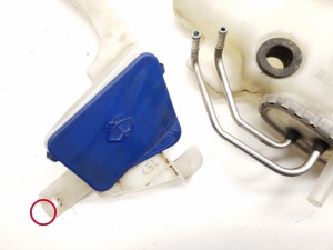 Mercedes Benz CLS-Class 219 (2004–2010) Front washer fluid reservoir A2118603660 - 3