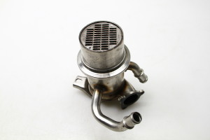  EGR valve cooler 