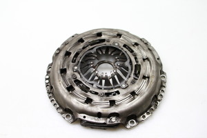   Clutch disc 