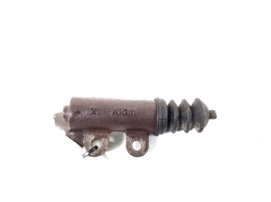 TOYOTA Avensis T25 (2003–2008) Siduri töösilinder 31470-20240 - 2