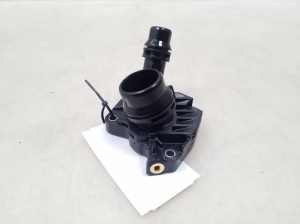 BMW X4 F26 (2014–2018) Termostata korpuss - 2
