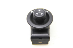 Mirror control switch - 93B617B676BA