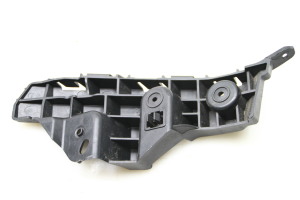  Front bumper bracket 