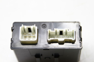 Mazda 6 (2002–2007) Centrālās atslēgas vadības bloks 90LP0247 - 2