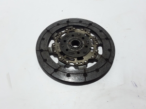   Clutch plate 