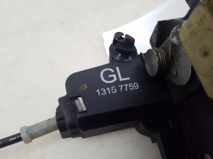 Opel Vectra C (2002–2008) Rear side door lock 13157759 - 3