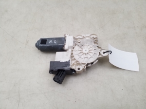 Opel Vectra C (2002–2008) Rear side door window regulator motor 24414776 - 3