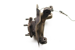  Front wheel hub  -  