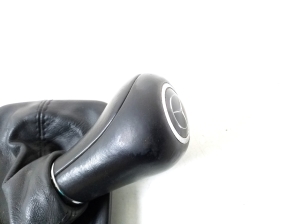  Gear lever trim 